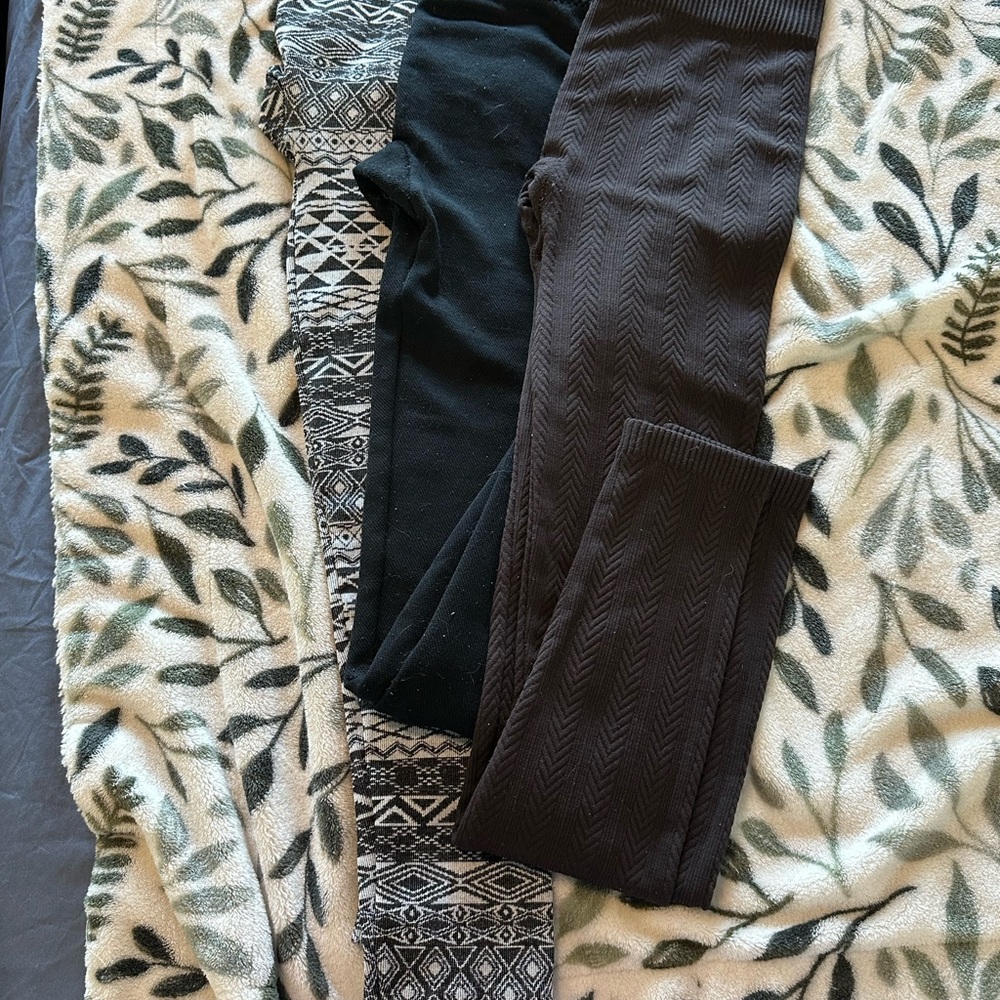 Women's Black and Brown Patterned Leggings